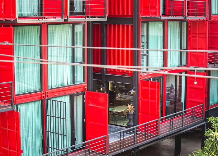 Sleep Box Hotel Sukhumvit 22