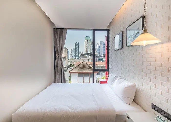 Sleep Box Hotel Sukhumvit 22 3* Bangkok
