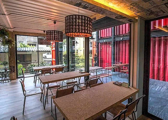 Hotel Sleep Box Hotel Sukhumvit 22
