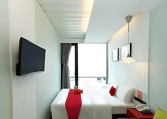 מלון Sleep Box Sukhumvit 22