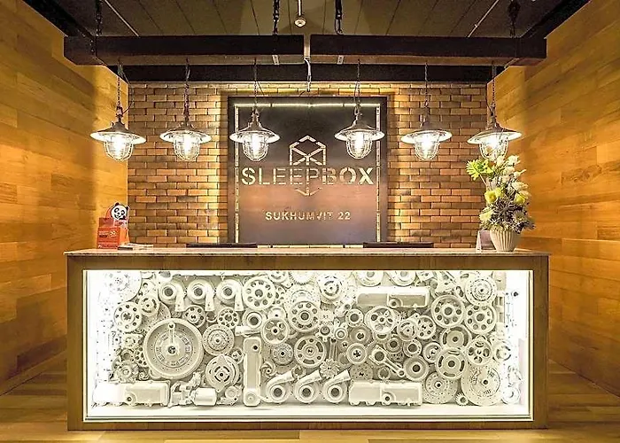 מלון Sleep Box Sukhumvit 22 בנגקוק